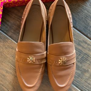 Tory Burch Jolie Loafer. Royal Tan. Size 9.